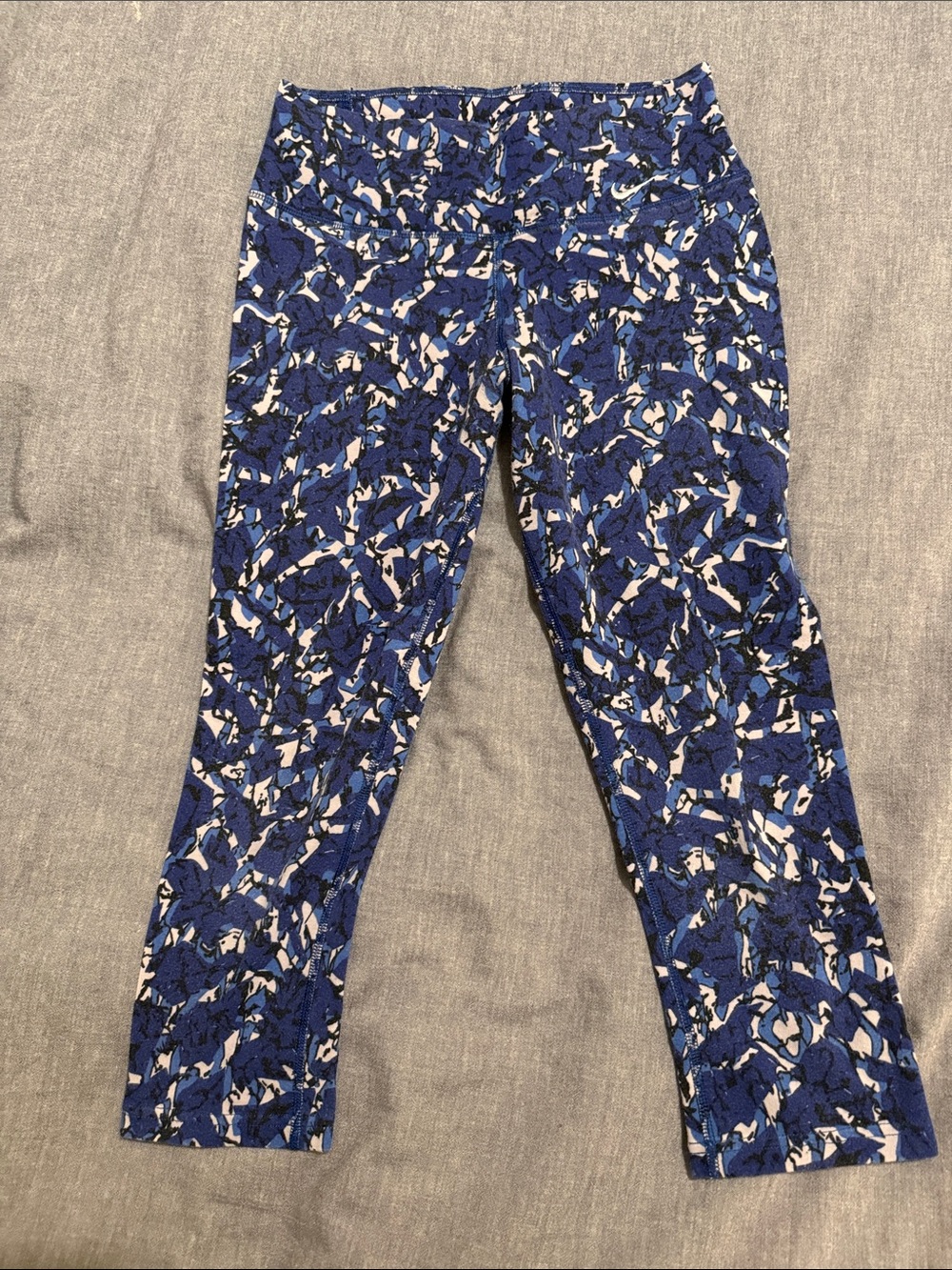 Nike Cropped Leggings (blue)